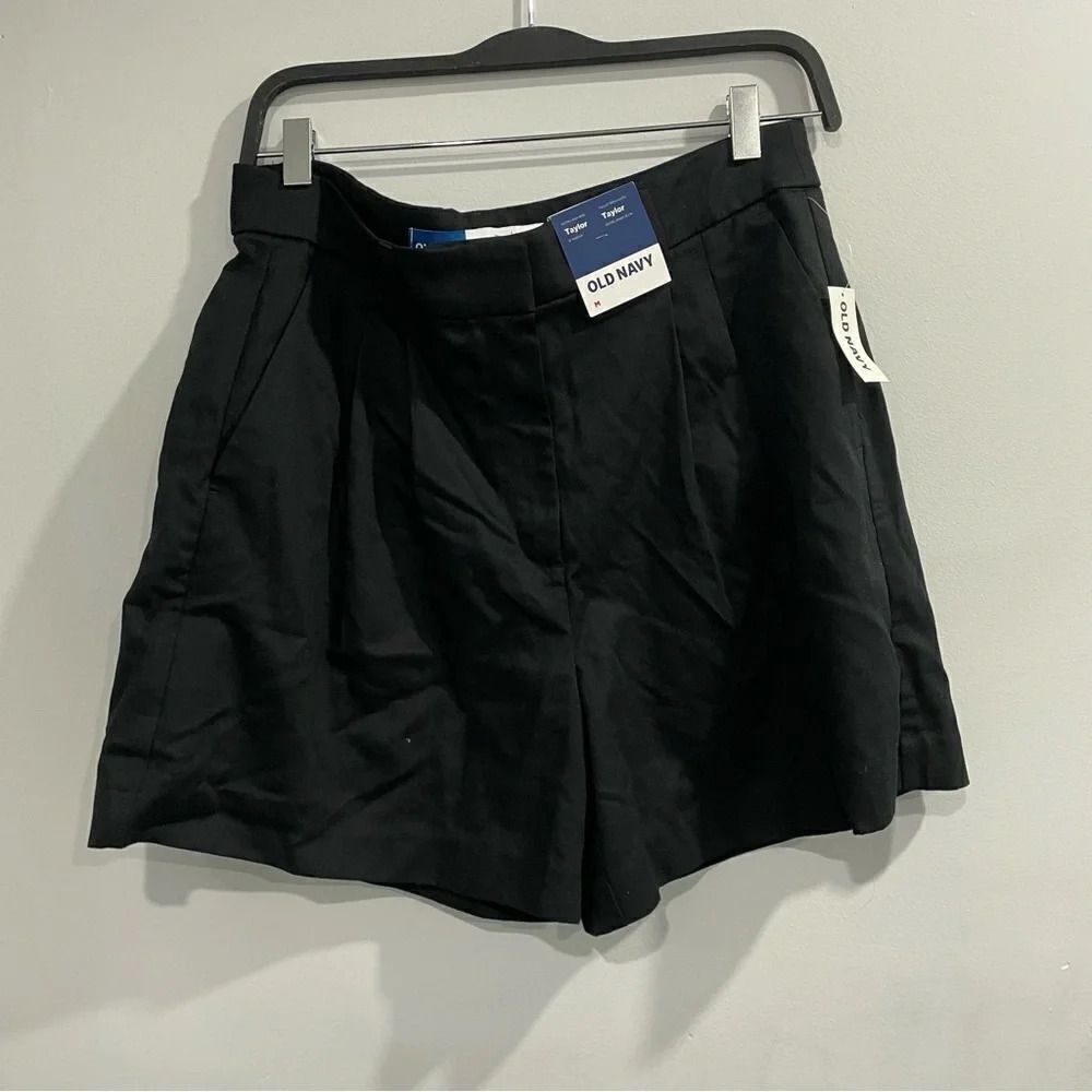 OLD NAVYNWT Taylor extra high waisted pleated shorts black M
